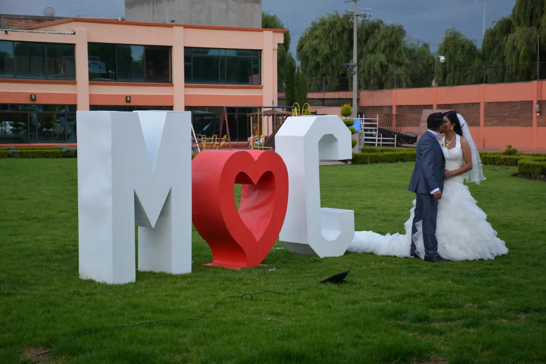 Boda en jardín de Finca Al Pacifico